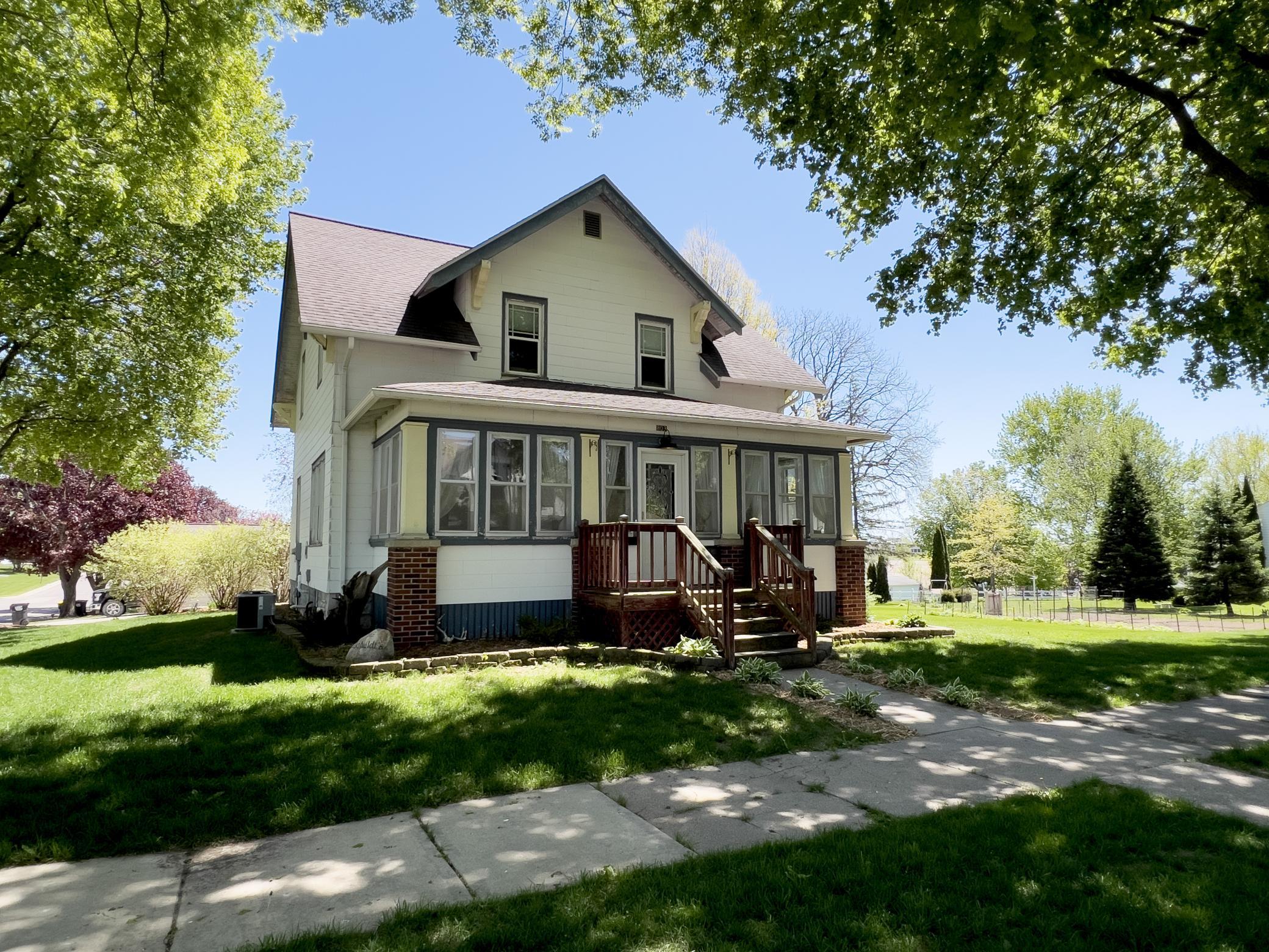 803 South Pine Street Caledonia, MN 55921 - Photo 15 of 33