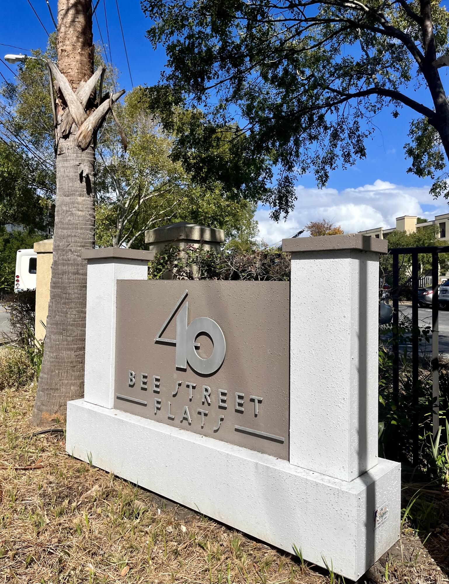 40 Bee Street, Unit 111 Charleston, SC 29403 - Photo 12 of 27 5-IMG_0959