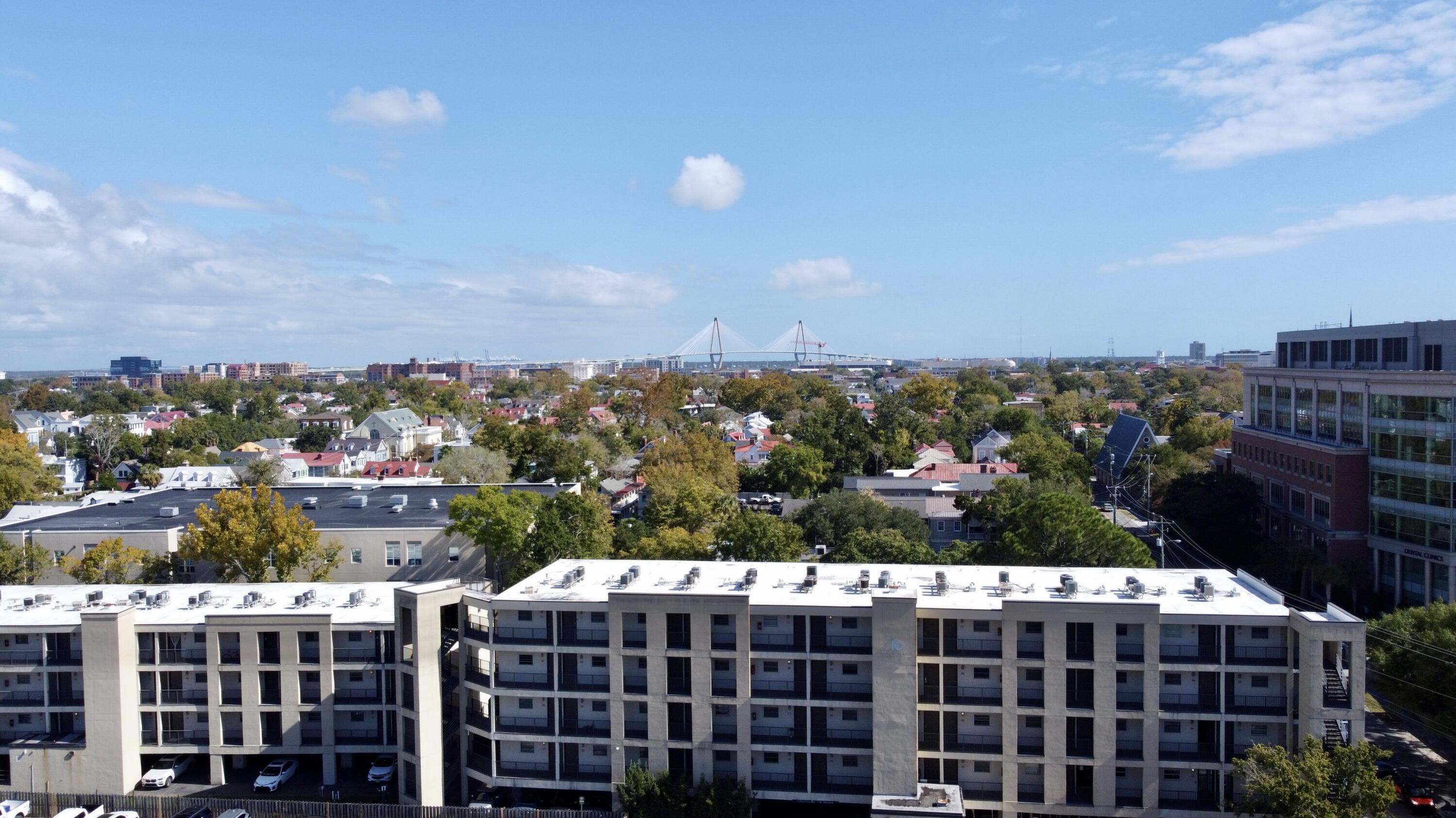 40 Bee Street, Unit 111 Charleston, SC 29403 - Photo 24 of 27 E52510CA-A2A2-432C-95D3-BC0106F080E8_1_2