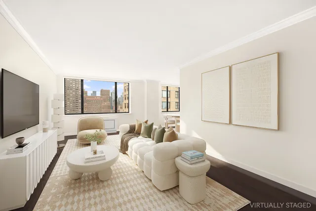 $2,450,000 | 30 West 61st Street, Unit 21C | Upper West Side