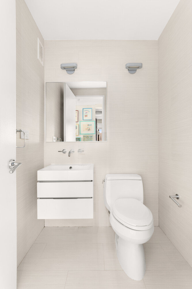 30 West 61st Street, Unit 21C Manhattan, NY 10023 - Photo 8 of 10