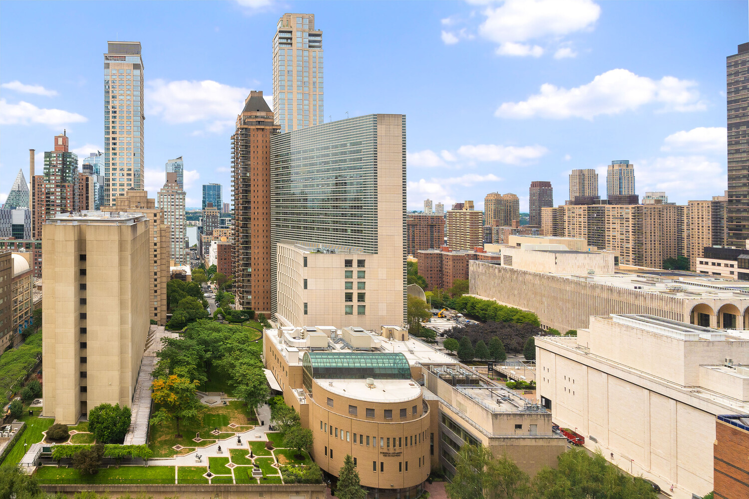 30 West 61st Street, Unit 21C Manhattan, NY 10023 - Photo 9 of 10