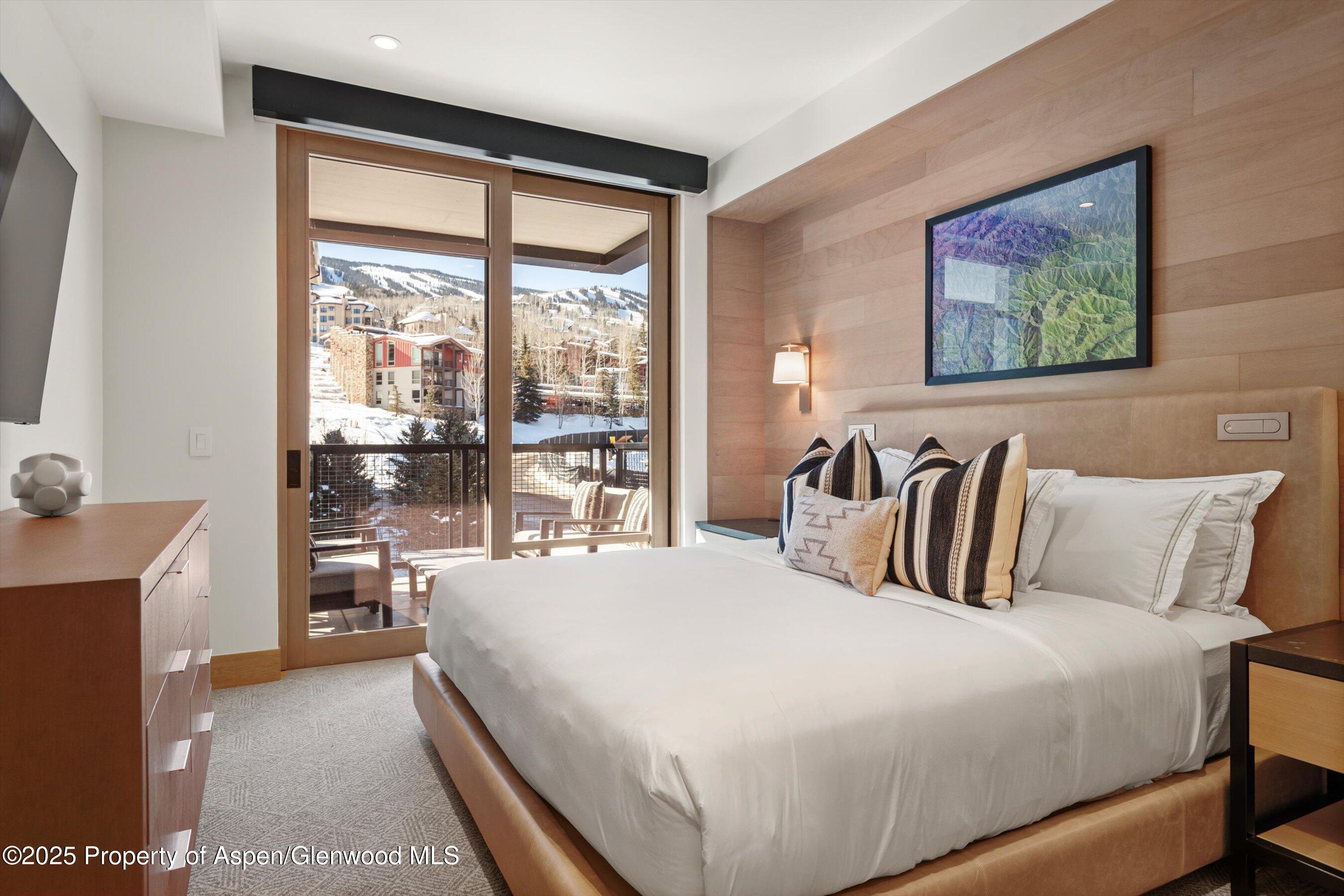 130 Wood Road, Unit 461463 Snowmass Village, CO 81615 - Photo 12 of 25 Primary Suite