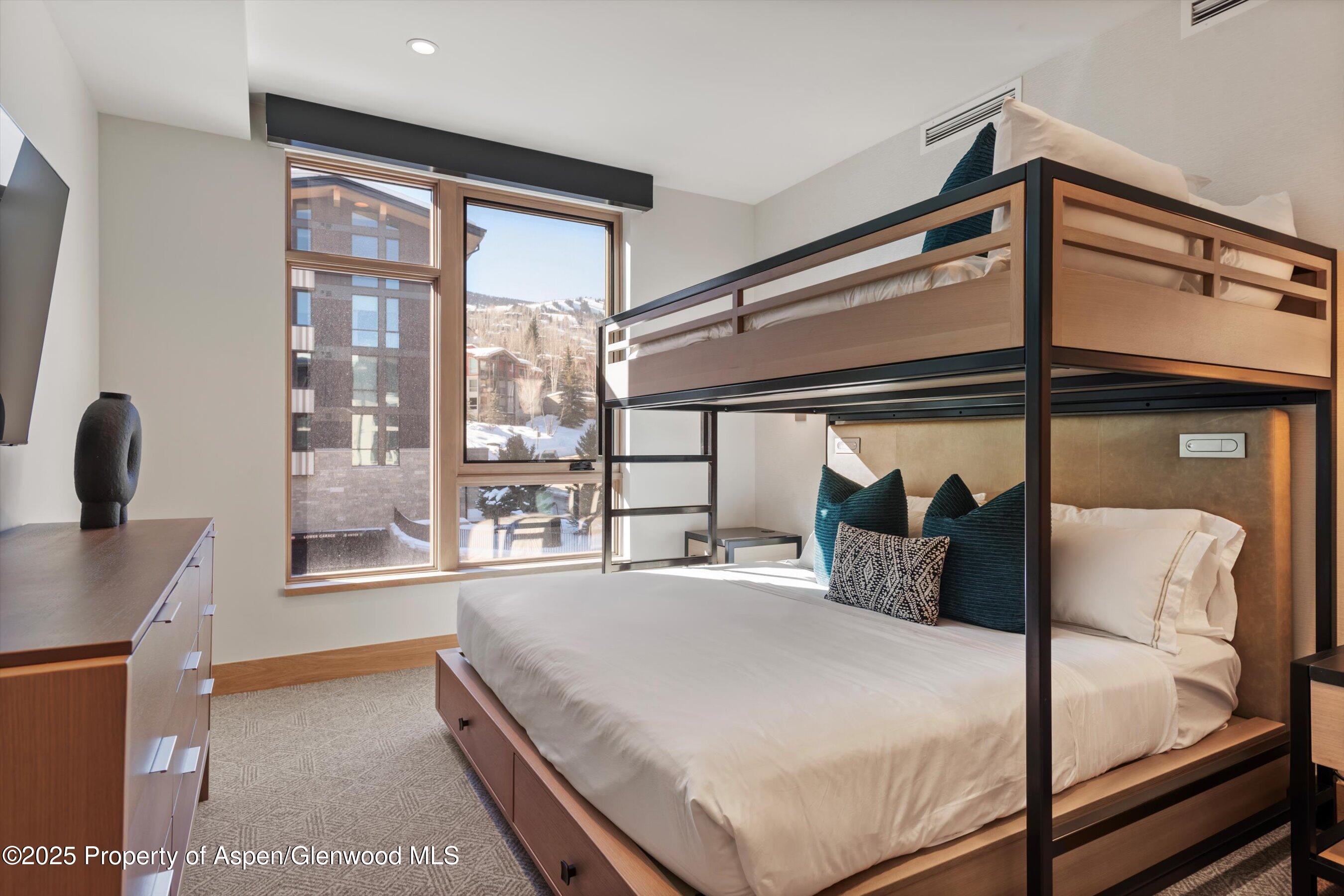 130 Wood Road, Unit 461463 Snowmass Village, CO 81615 - Photo 16 of 25 Guest Room I