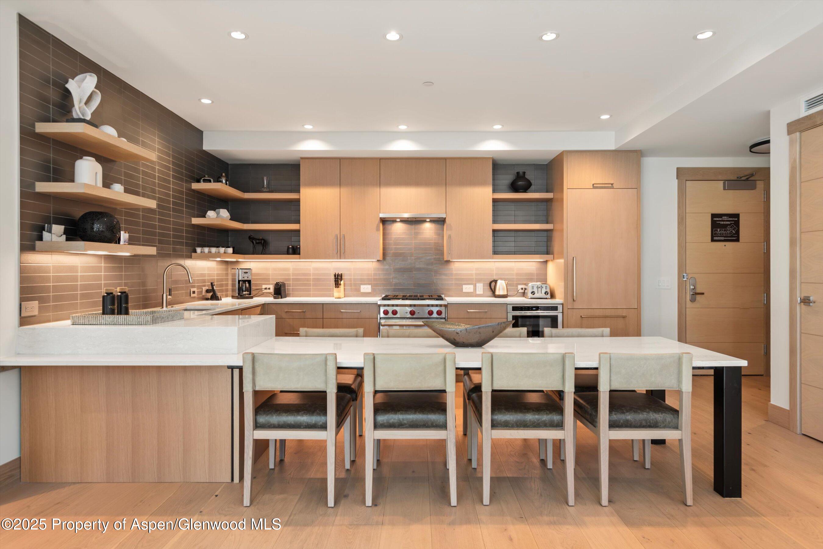 130 Wood Road, Unit 461463 Snowmass Village, CO 81615 - Photo 10 of 25 Kitchen & Dining Area