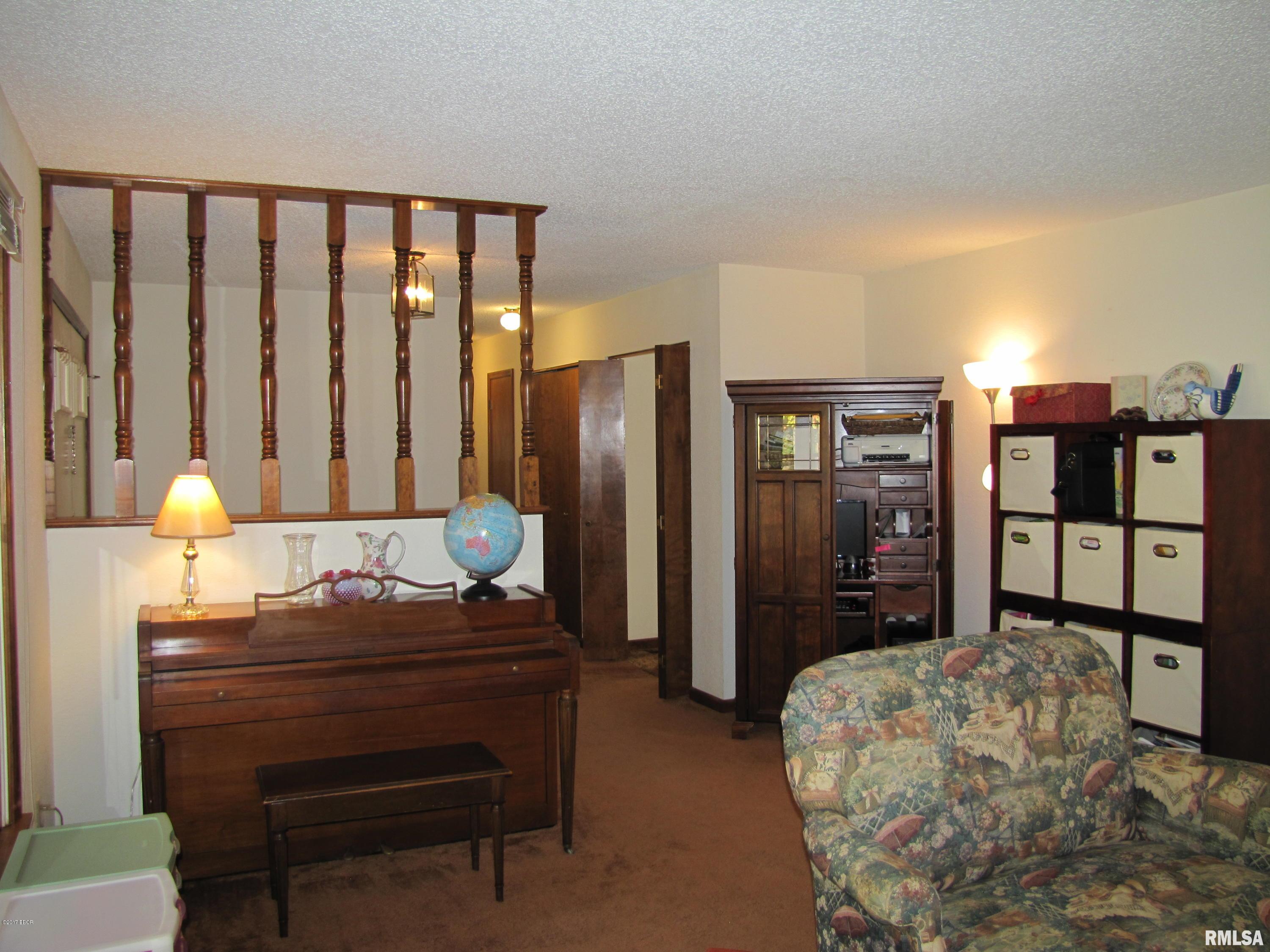2751 Hotze Road Salem, IL 62881 - Photo 4 of 50