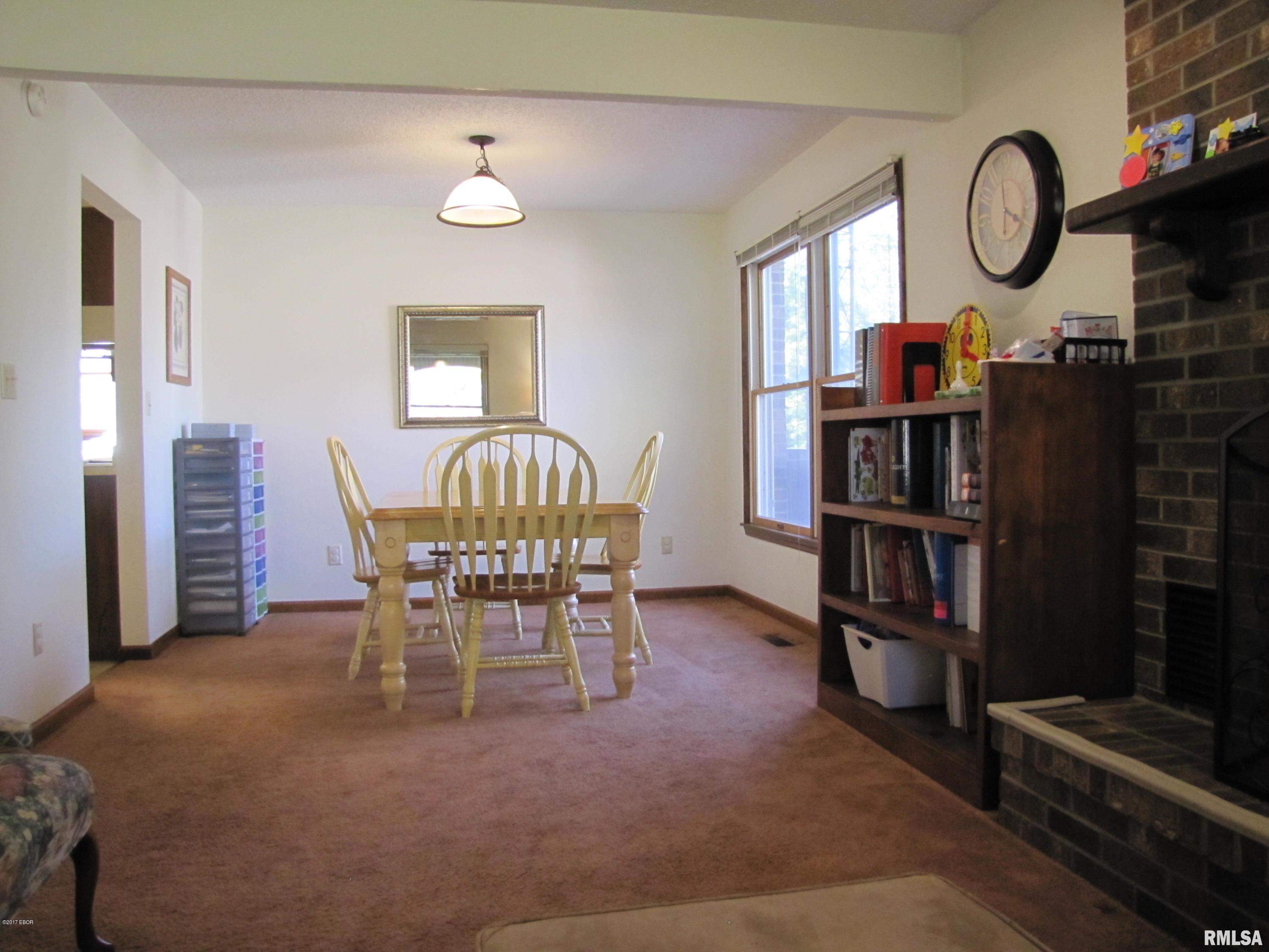 2751 Hotze Road Salem, IL 62881 - Photo 5 of 50