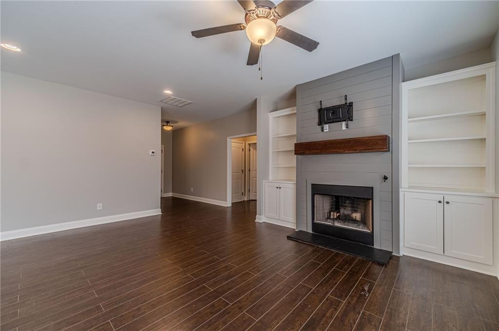 1587 Pointe S Circle Bethlehem, GA 30620 - Photo 6 of 28