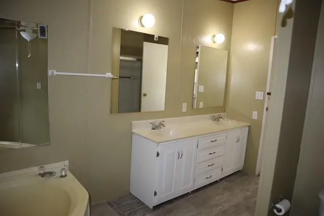 $649,999 | 2306 County Road 4145, Bonham, TX 75418