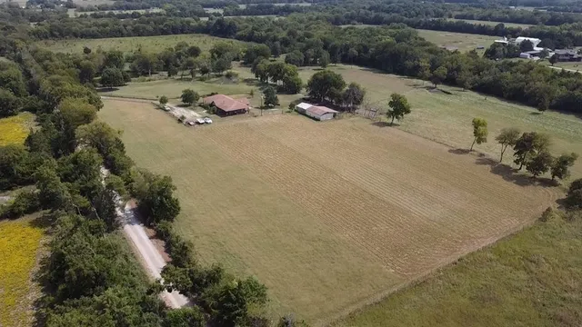 $649,999 | 2306 County Road 4145, Bonham, TX 75418