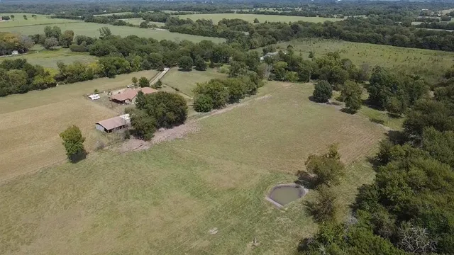 $649,999 | 2306 County Road 4145, Bonham, TX 75418