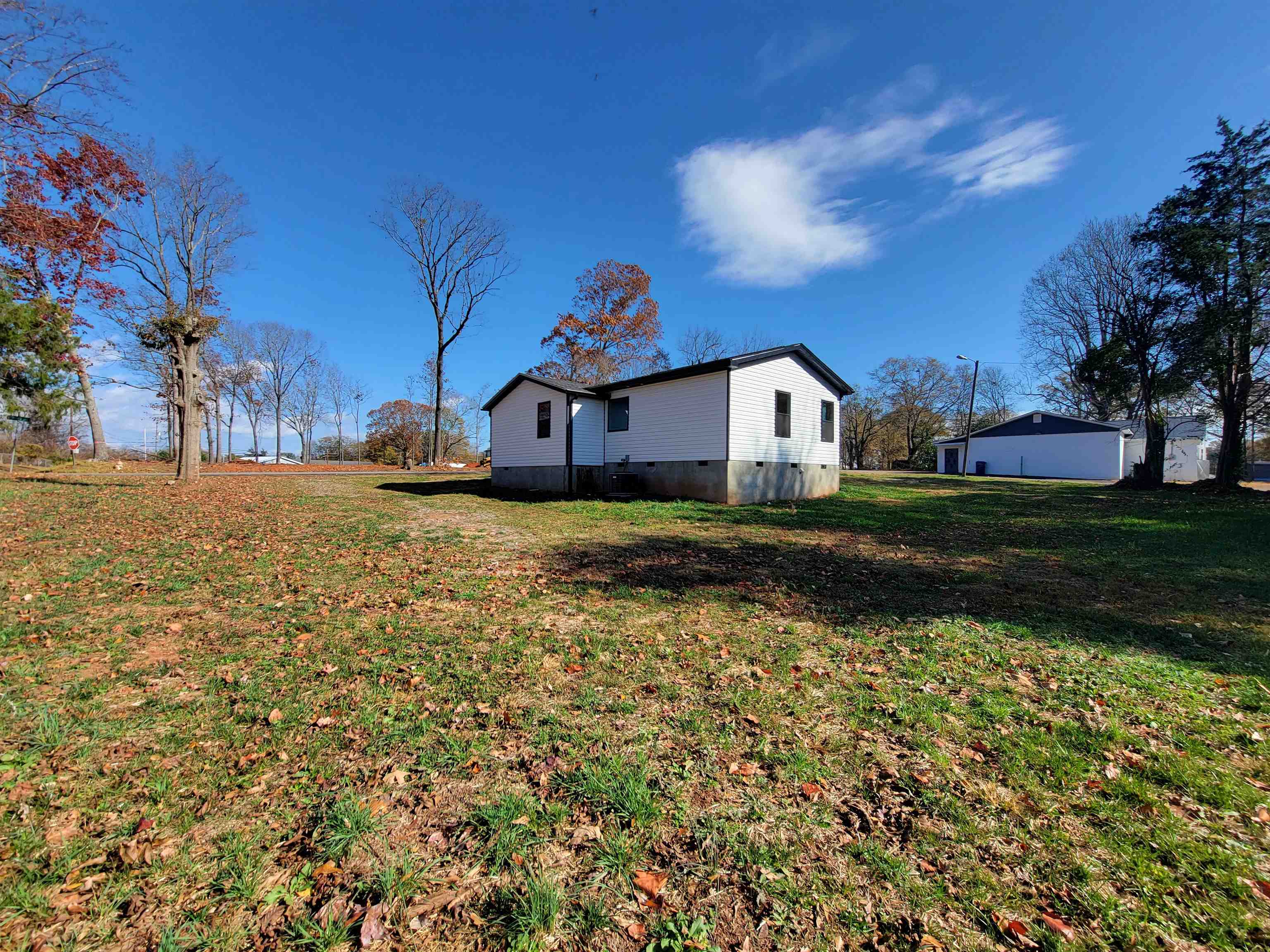 136 Moore Street Wellford, SC 29385 - Photo 8 of 32