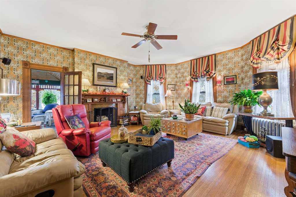 1176 Worthington Street Springfield, MA 01109 - Photo 22 of 42