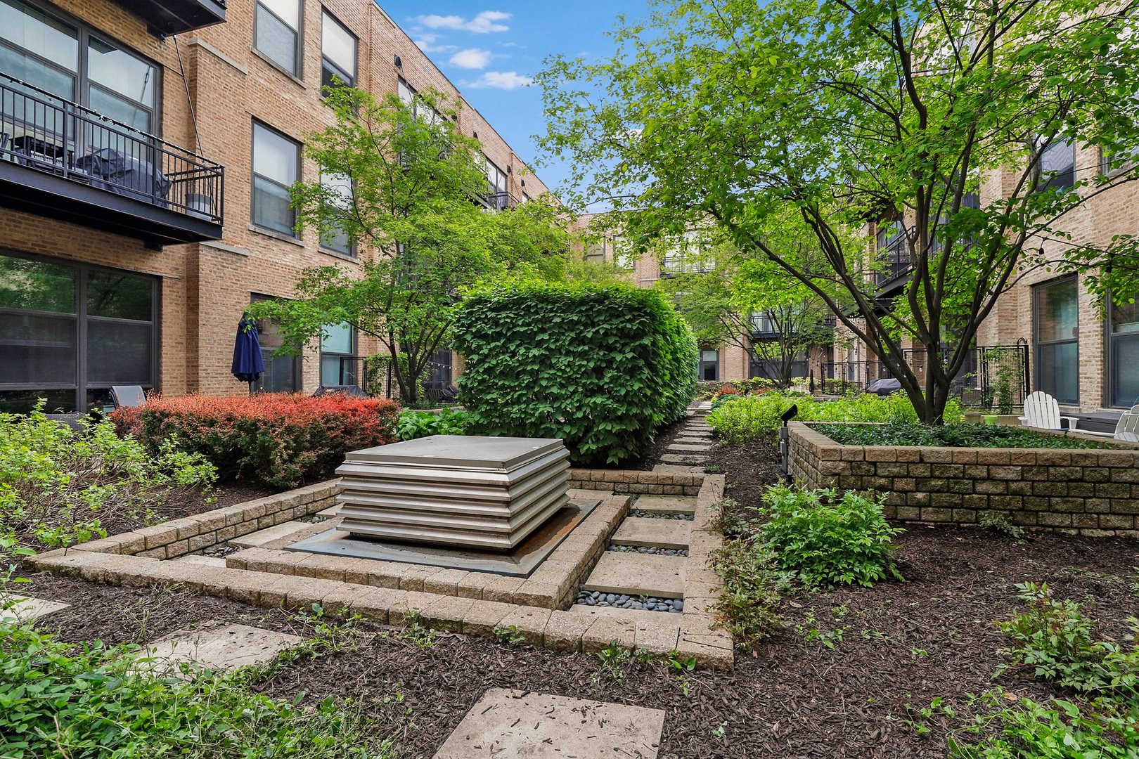 1040 West Adams Street, Unit 326 Chicago, IL 60607 - Photo 28 of 28