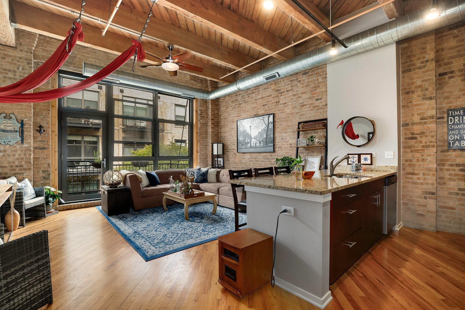 1040 West Adams Street, Unit 326 Chicago, IL 60607 - Photo 10 of 28