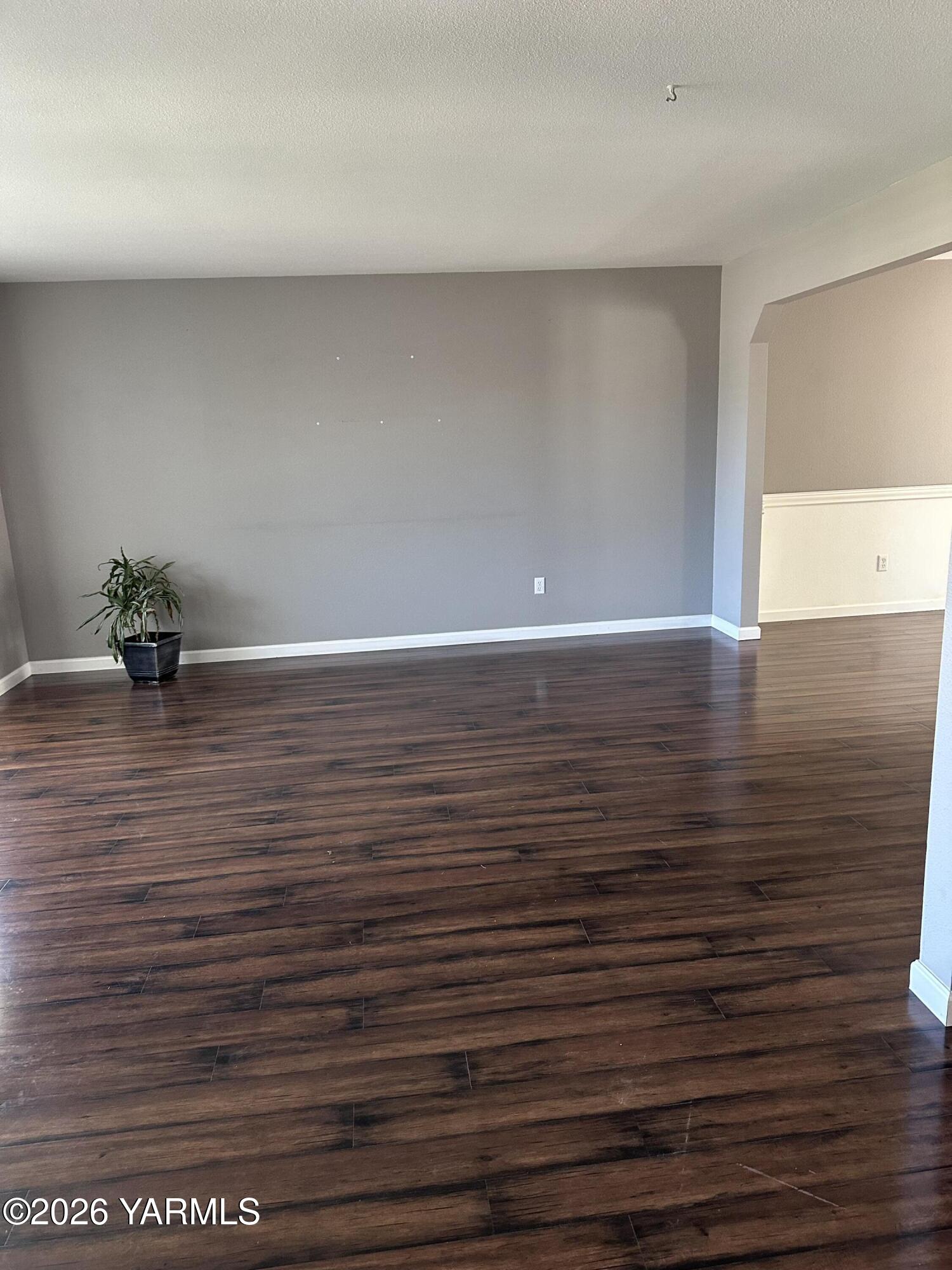 514 Cascade Avenue Moxee, WA 98936 - Photo 18 of 25 a view of wooden floor and staircase