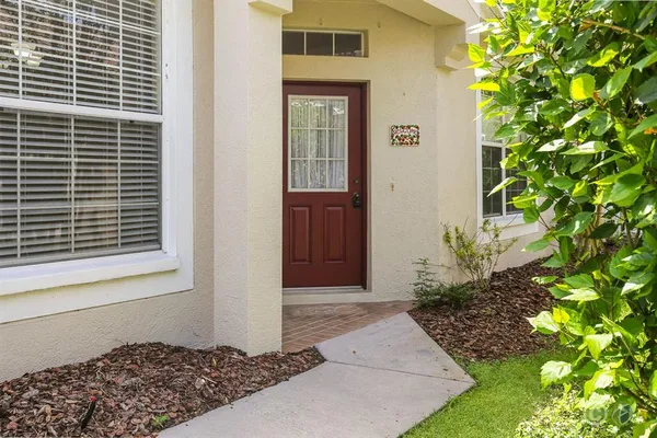 $2,350 | 15745 Phoebepark Avenue, Lithia, FL 33547