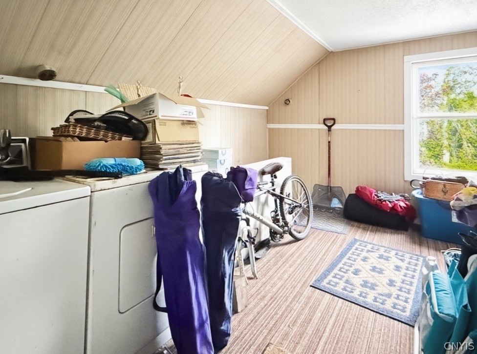 614 Turin Street Rome, NY 13440 - Photo 25 of 46 2nd Floor Mudroom with laundry