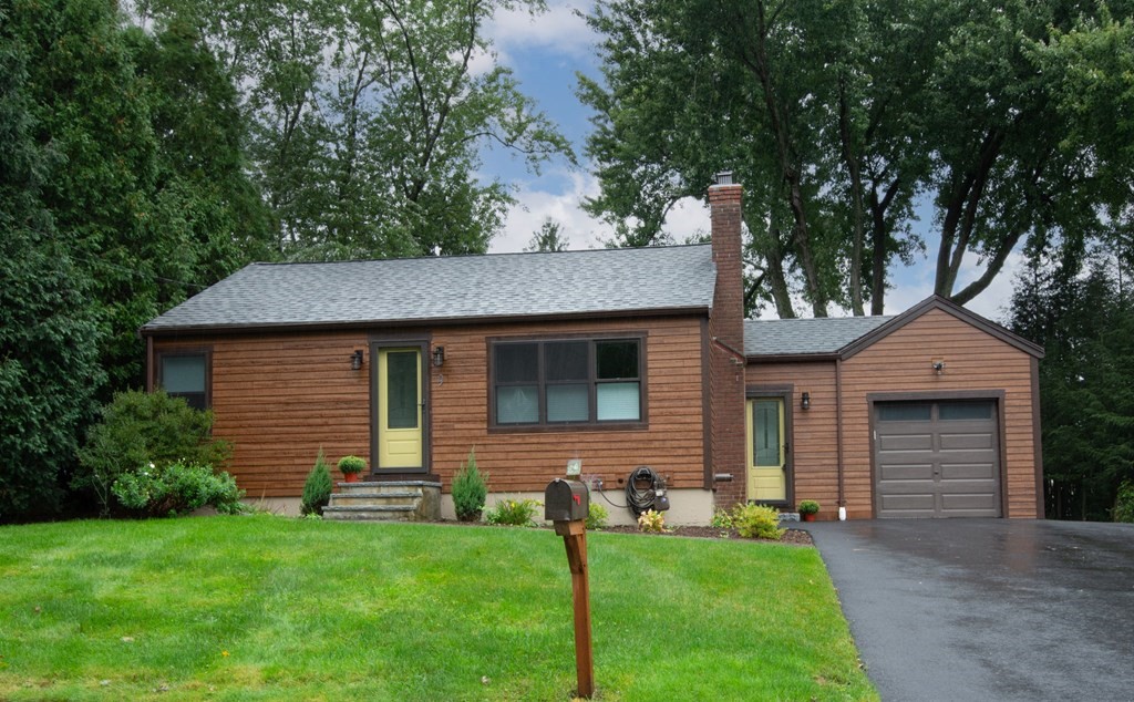 9 Fairview Road Westborough, MA 01581 - Photo 1 of 28 Gallery Image 1