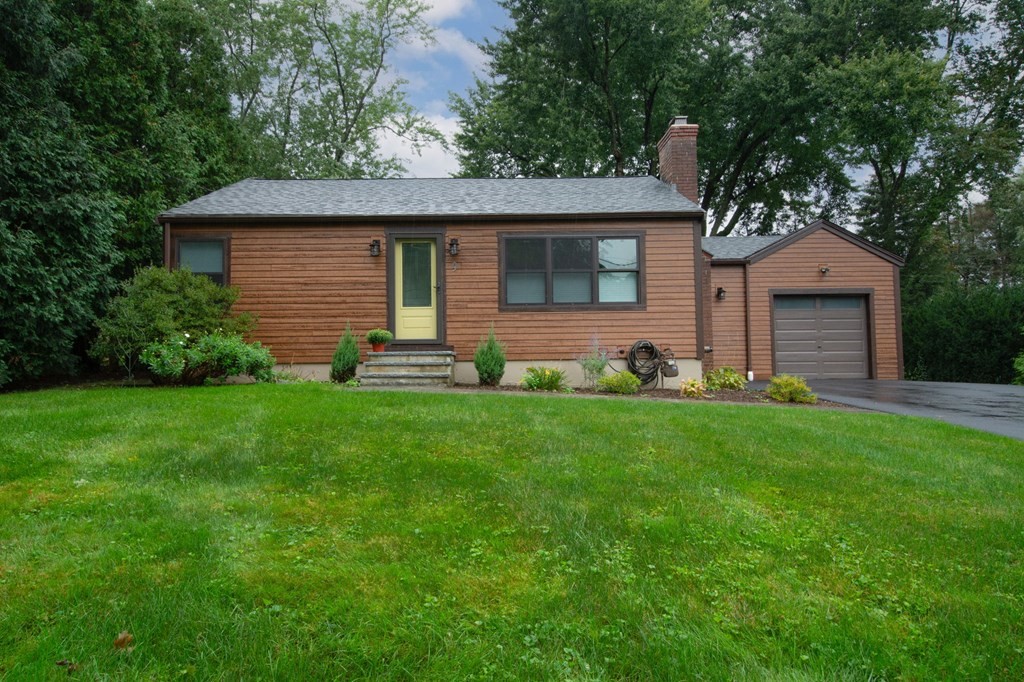 9 Fairview Road Westborough, MA 01581 - Photo 2 of 28 Gallery Image 2