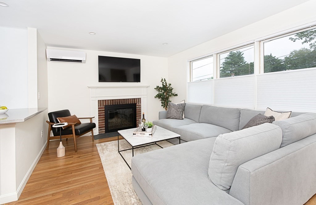 9 Fairview Road Westborough, MA 01581 - Photo 5 of 28 Gallery Image 5