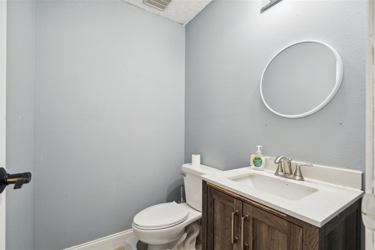 357 Boyson Road Northeast Cedar Rapids, IA 52402 - Photo 8 of 34 Gallery Image 8