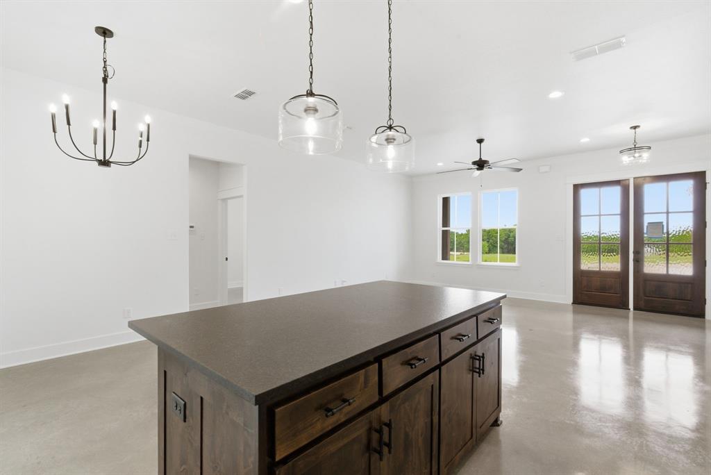 145 Graystone Weatherford, TX 76088 - Photo 6 of 25