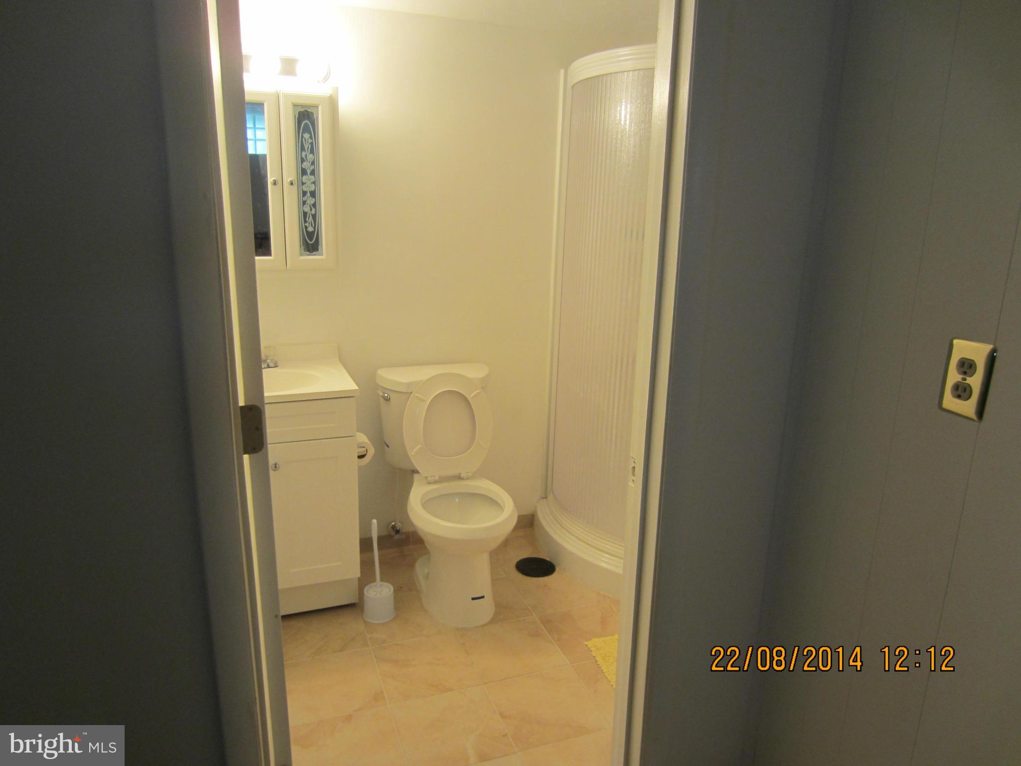 8617 Manorfield Road Baltimore, MD 21236 - Photo 21 of 29 Bath