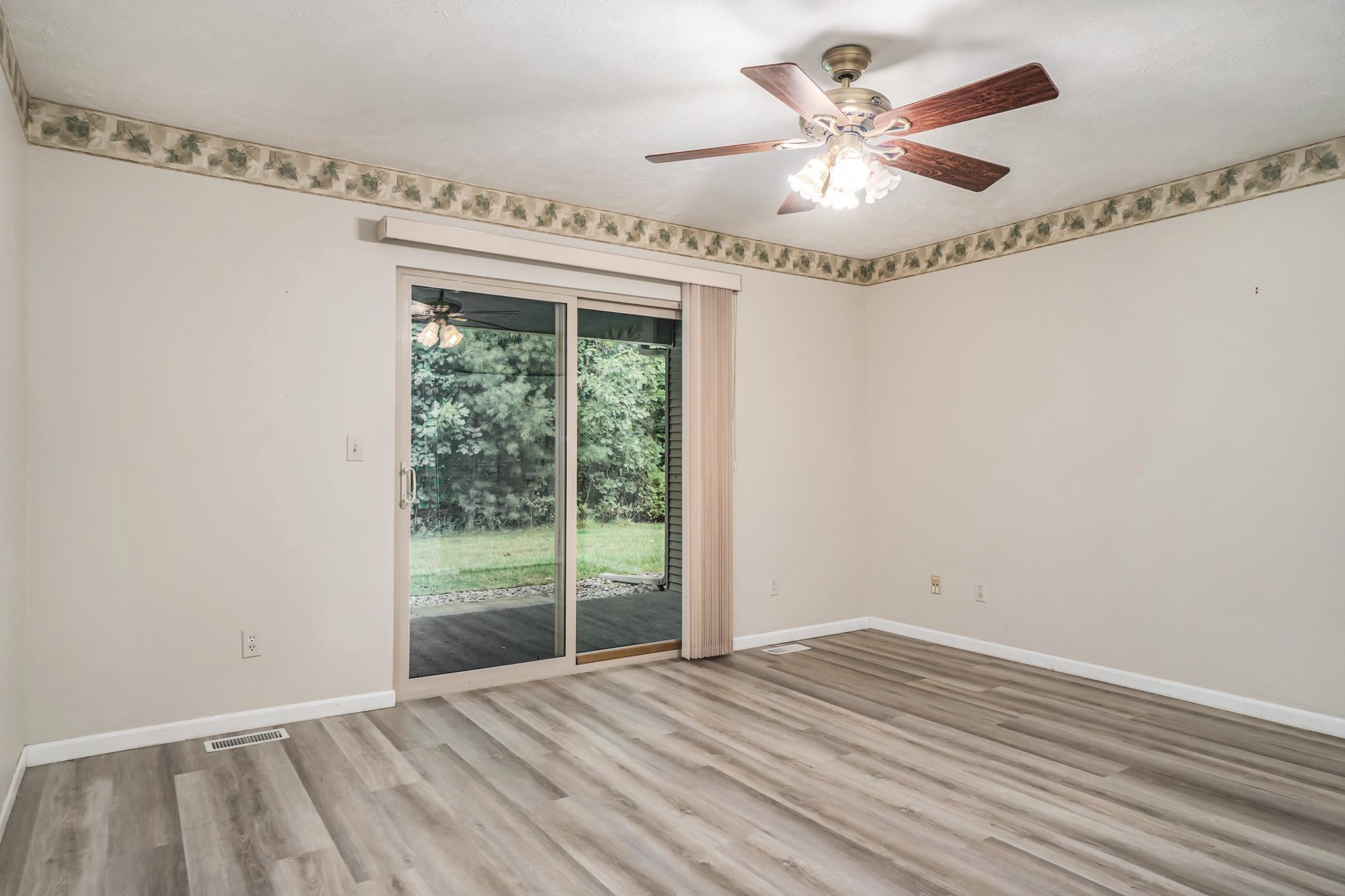 1318 Terra Road Traverse City, MI 49686 - Photo 11 of 21 1905437-10.JPG