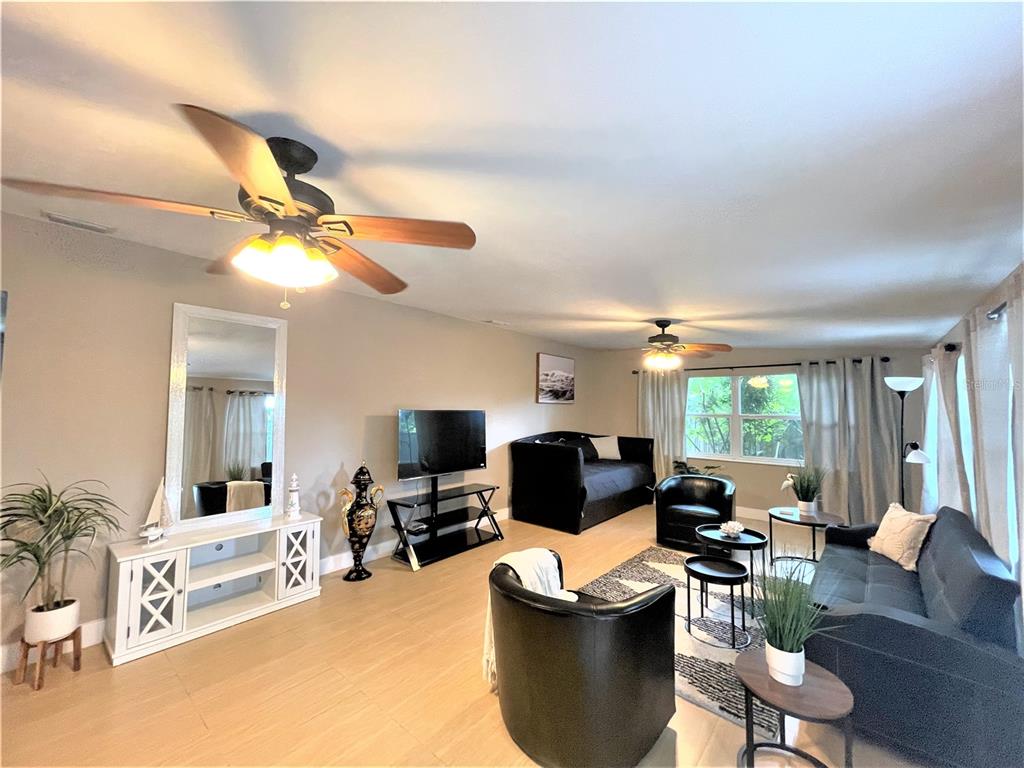 5106 104th Street North St. Petersburg, FL 33708 - Photo 13 of 36