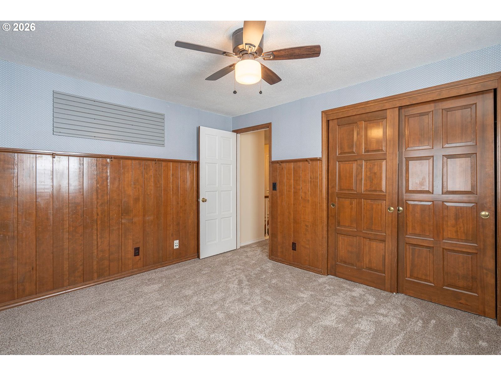 5356 Verda Lane Northeast Keizer, OR 97303 - Photo 34 of 41 a view of an empty room with a window