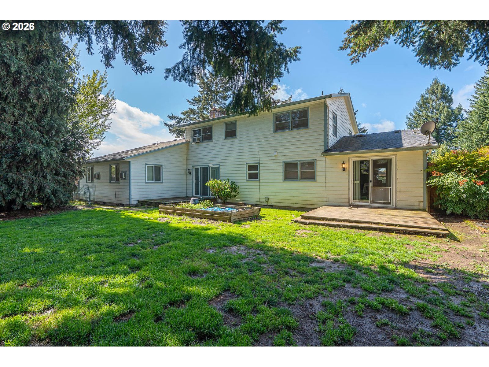5356 Verda Lane Northeast Keizer, OR 97303 - Photo 38 of 41 a view of an house with backyard space and garden