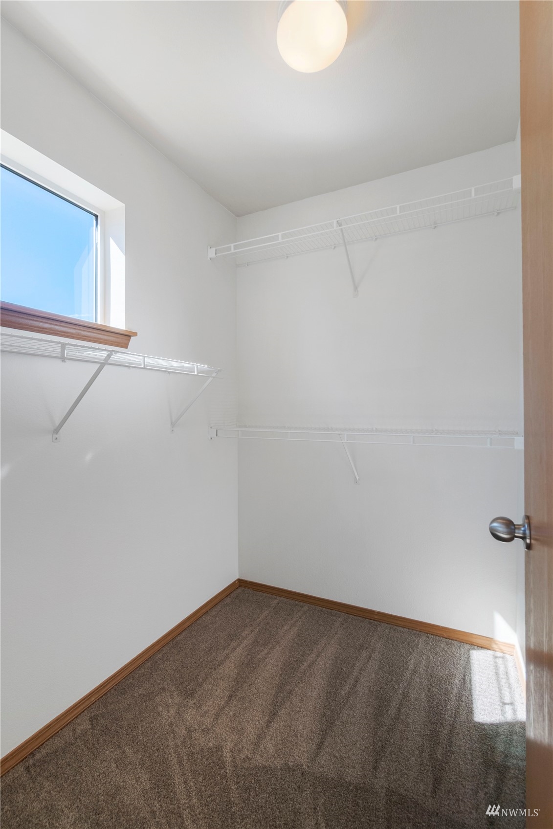 3118 Walker Road DuPont, WA 98327 - Photo 25 of 33 a view of a small space