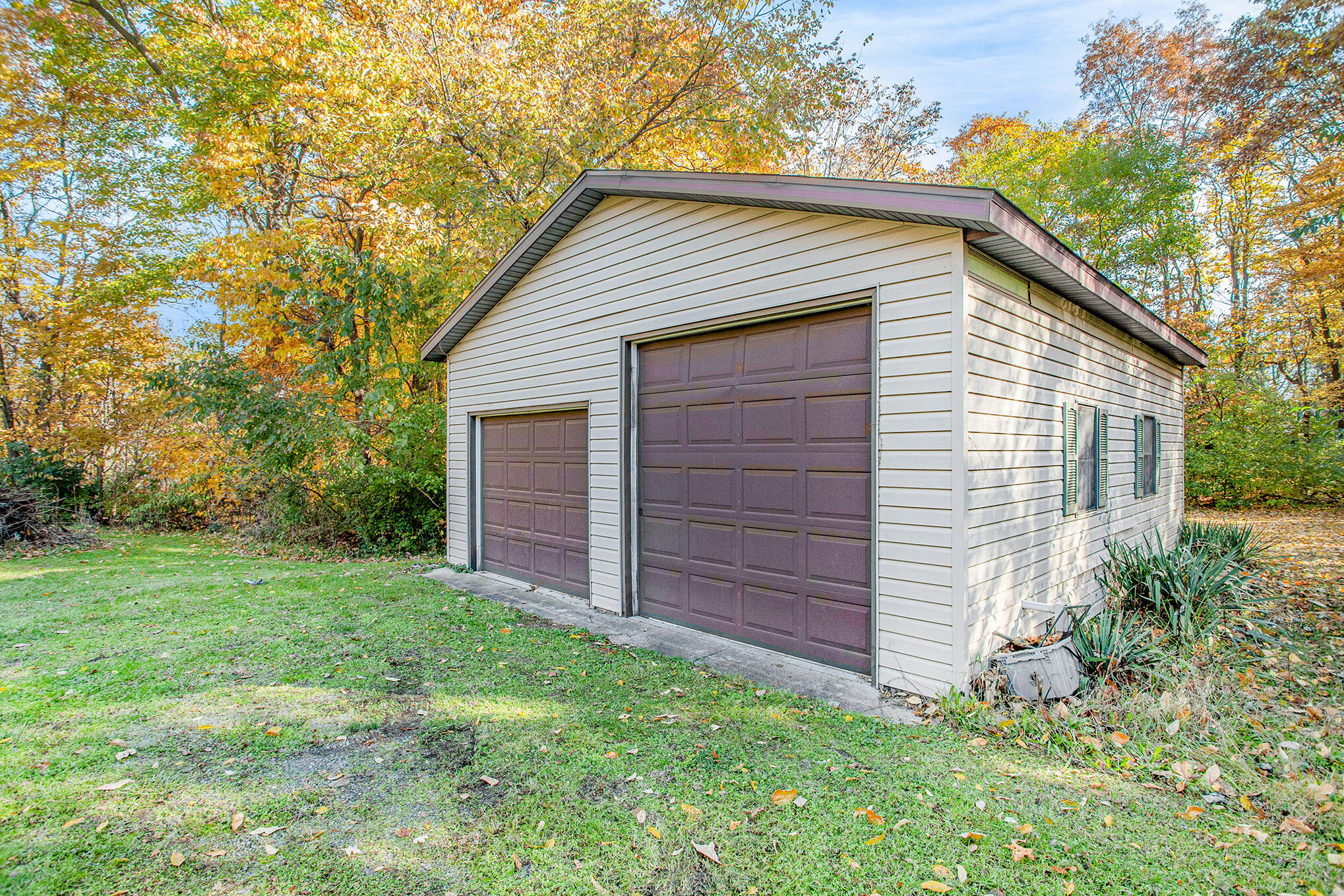 68039 Beebe Road Niles, MI 49120 - Photo 2 of 25 IMG_1664