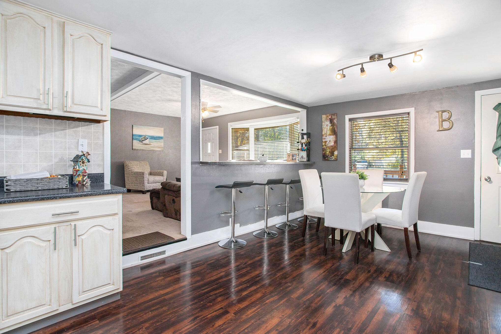 68039 Beebe Road Niles, MI 49120 - Photo 6 of 25 IMG_1672