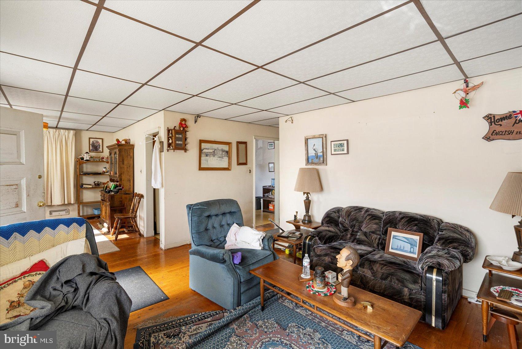 8368 Old Philadelphia Road Baltimore, MD 21237 - Photo 11 of 29 a room with furniture