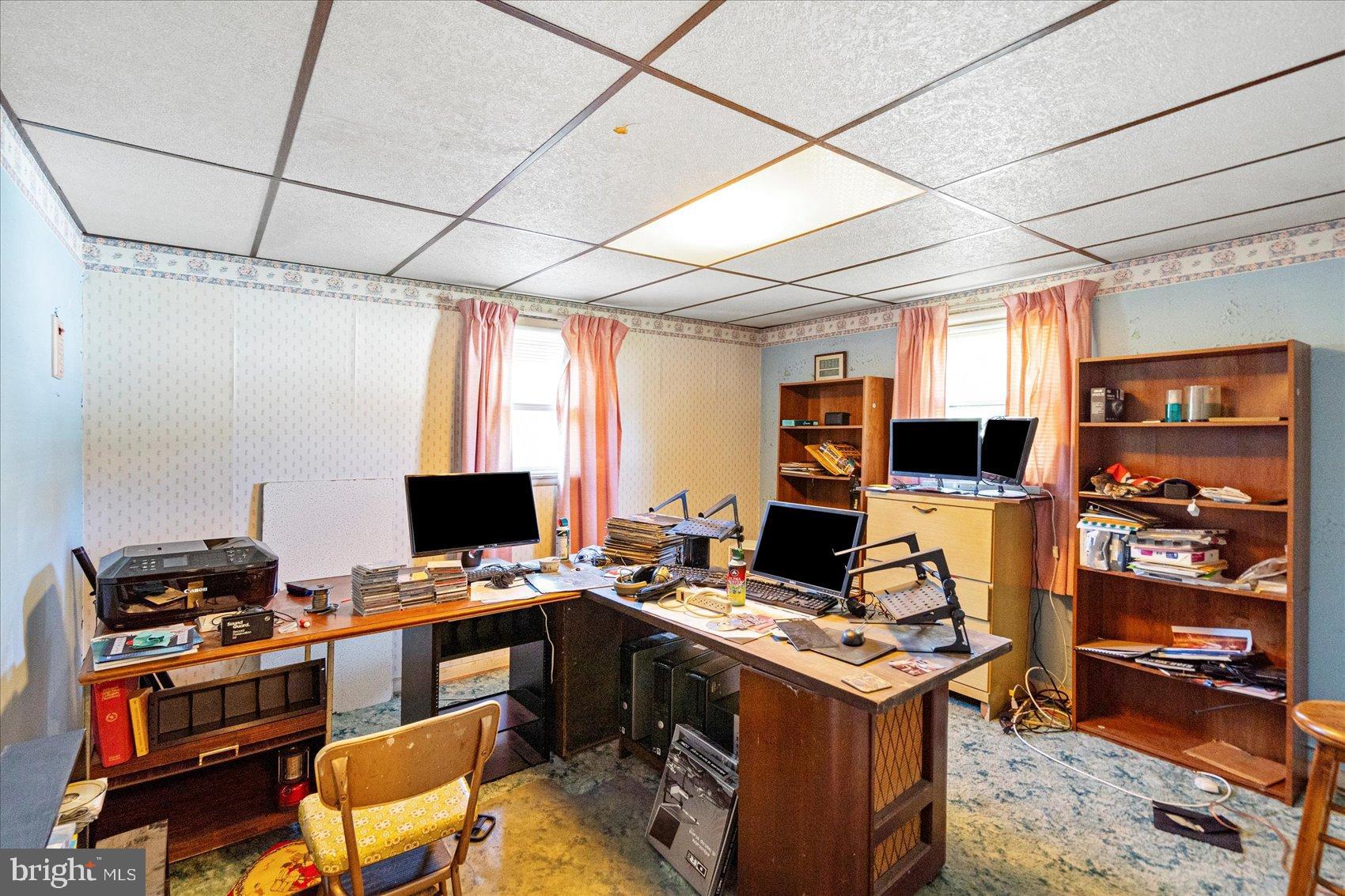 8368 Old Philadelphia Road Baltimore, MD 21237 - Photo 19 of 29 a view of a workspace with furniture