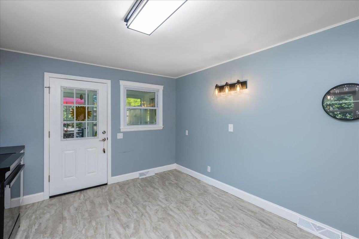 736 Columbus Avenue Rochester, NH 03867 - Photo 27 of 40