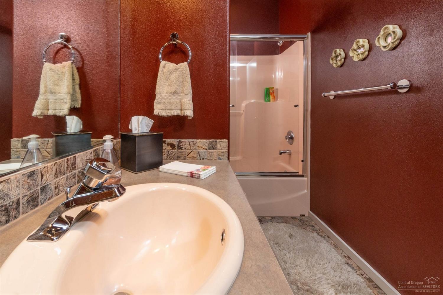 20402 Christmas Ridge Bend, OR 97702 - Photo 20 of 25 Additional Photo