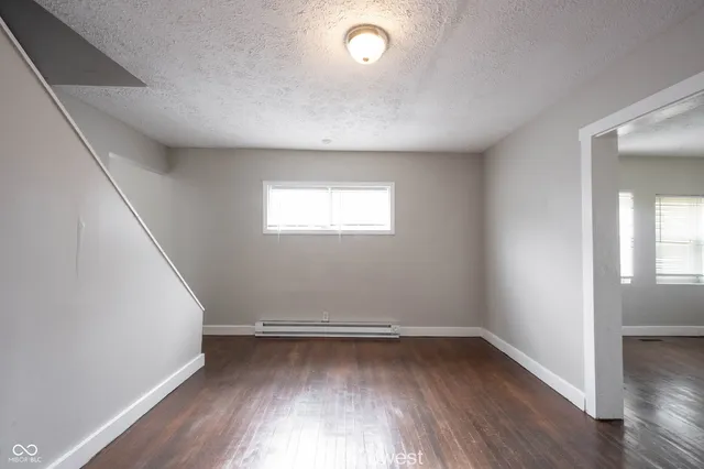 $1,050 | 2011 Applegate Street, Indianapolis, IN 46203