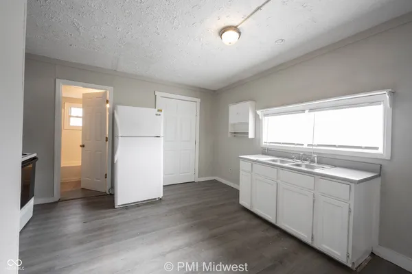 $1,050 | 2011 Applegate Street, Indianapolis, IN 46203