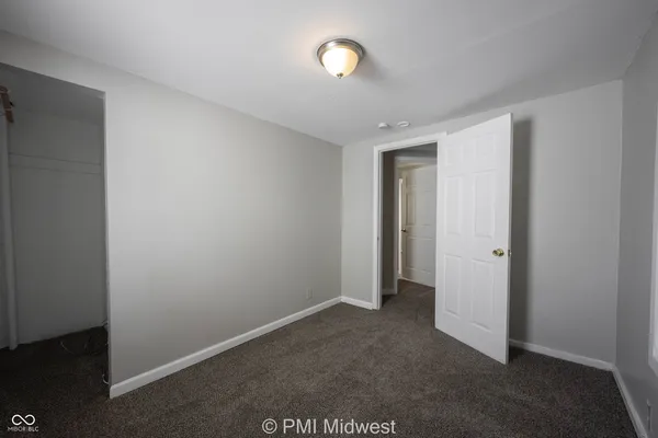 $1,050 | 2011 Applegate Street, Indianapolis, IN 46203