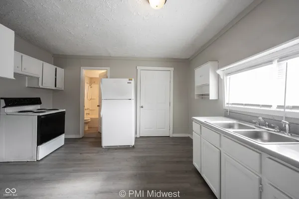 $1,050 | 2011 Applegate Street, Indianapolis, IN 46203