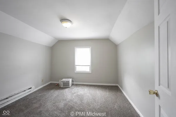 $1,050 | 2011 Applegate Street, Indianapolis, IN 46203