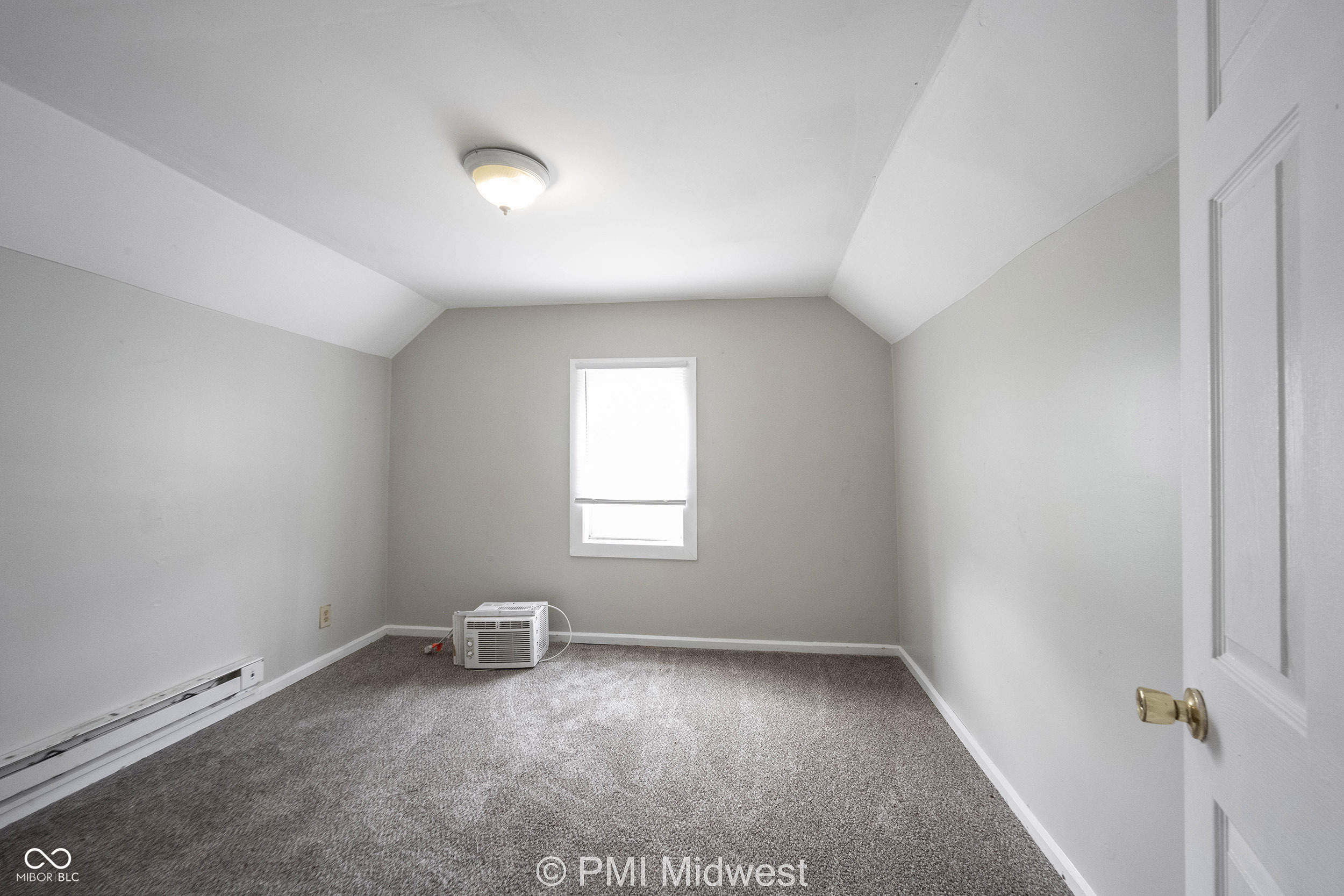 2011 Applegate Street Indianapolis, IN 46203 - Photo 27 of 32