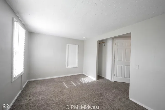 $1,050 | 2011 Applegate Street, Indianapolis, IN 46203