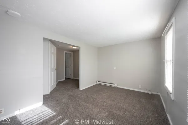 $1,050 | 2011 Applegate Street, Indianapolis, IN 46203