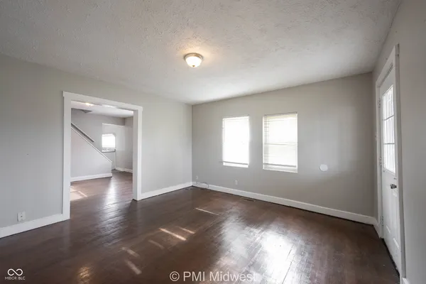 $1,050 | 2011 Applegate Street, Indianapolis, IN 46203