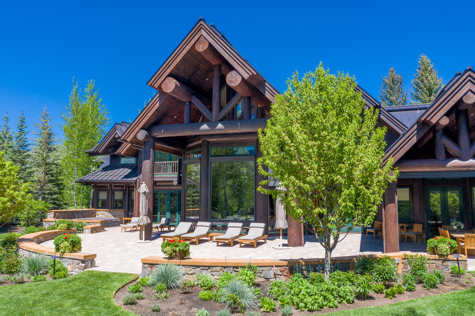 100 Fairway Road Sun Valley, ID 83353 - Photo 31 of 37 Patio