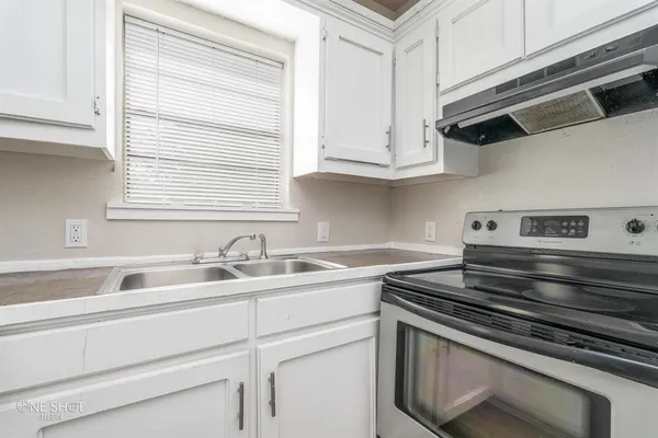 $950 | 1631 South 3rd Street, Abilene, TX 79602